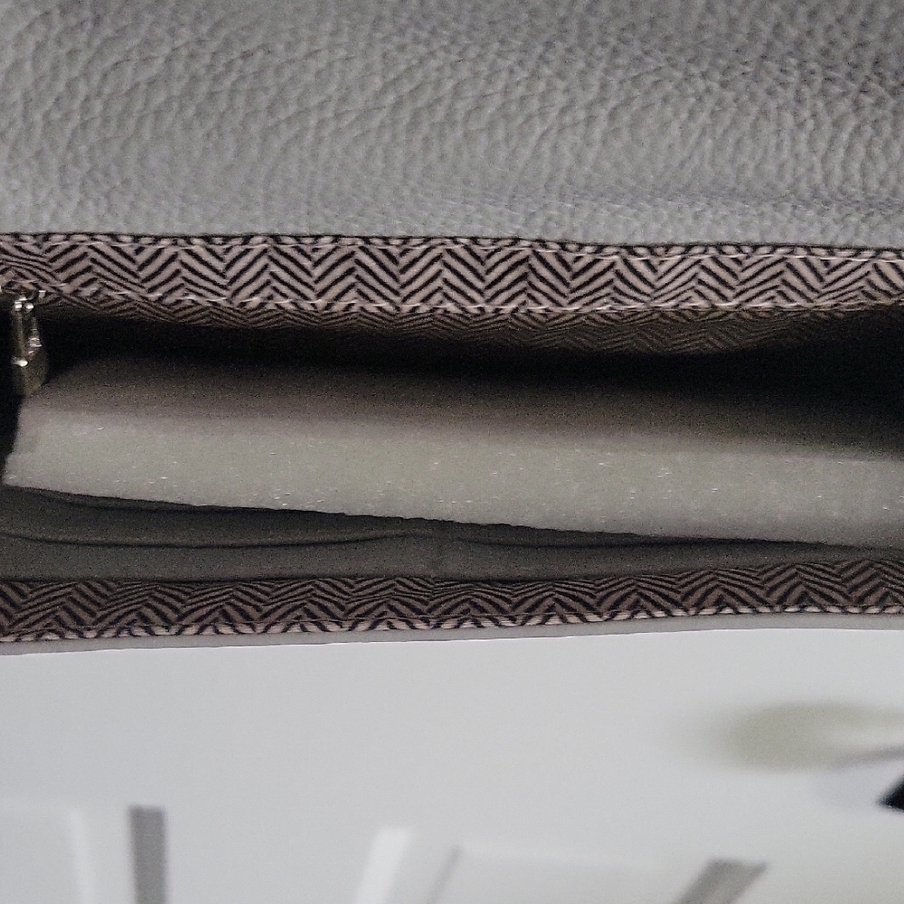 Nwt Purse - Picture 9 of 10